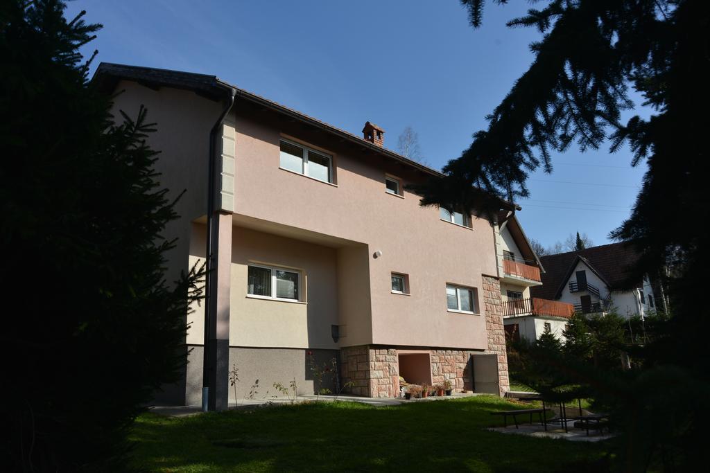 Apartmani Nais Zlatibor Luaran gambar